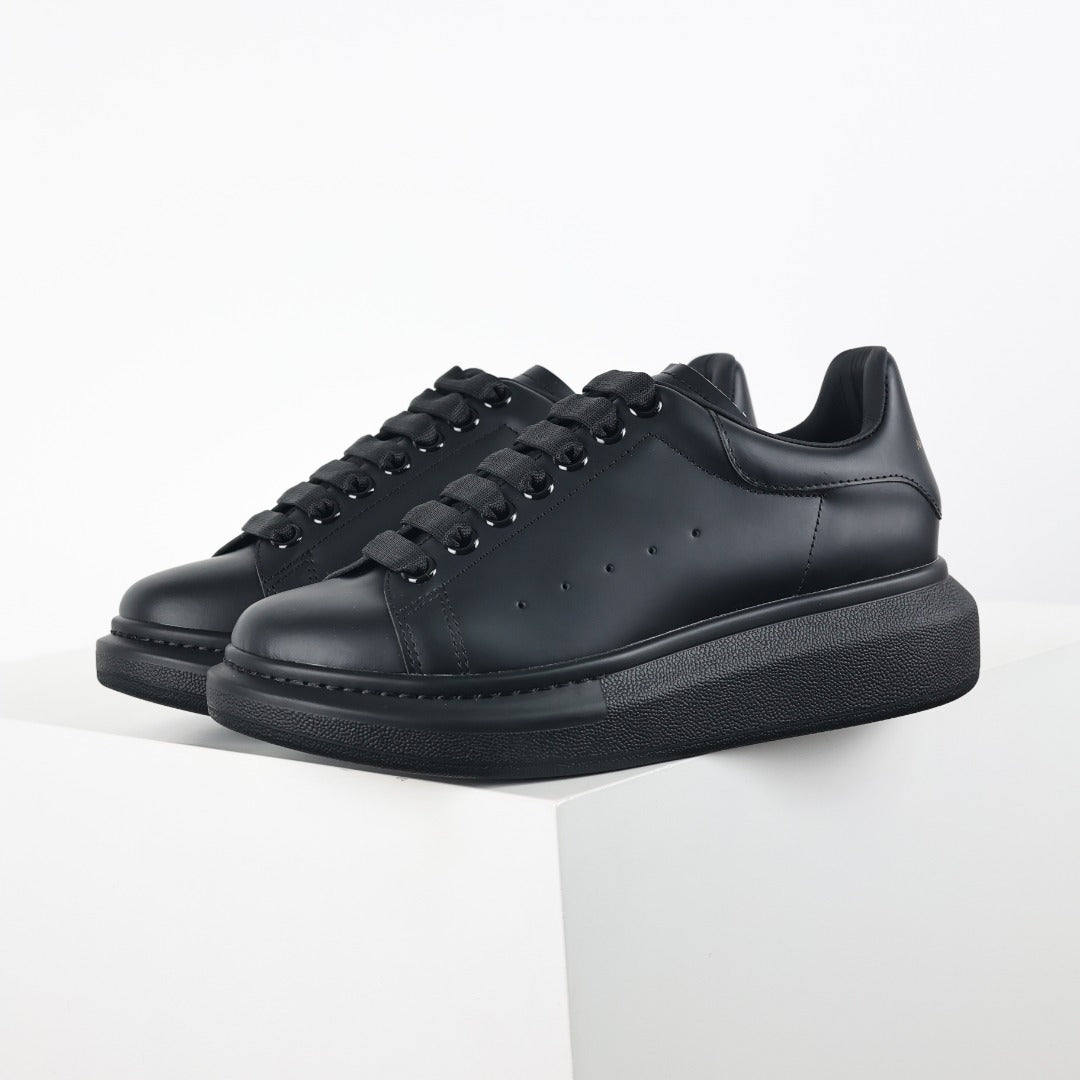 X1 Mcqueen All Black